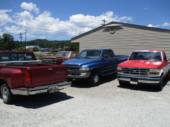 611 E Tri County Blvd, Oliver Springs, TN 37840